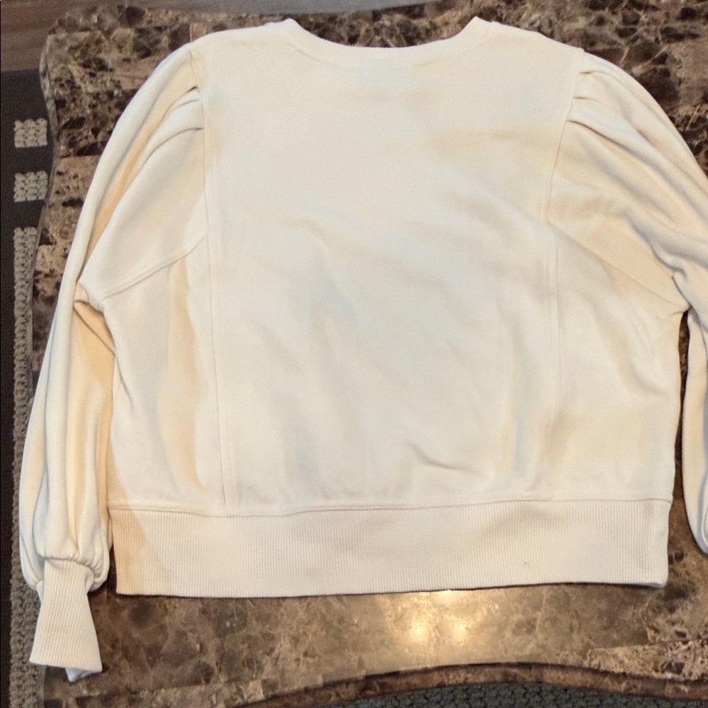 Women's Cream Puff Sleeve Top - Picture 3 of 4